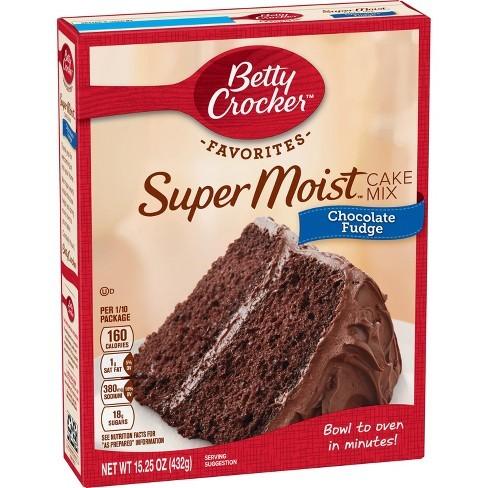 Betty Crocker Super Moist Triple Chocolate Cake mix, preparato per torta al cioccolato fondente da 432g