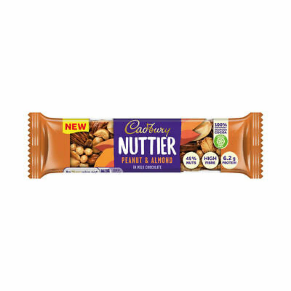 Cadbury Nuttier Mandorle e Arachidi, barretta di mandorle e arachidi ricoperta da cioccolato al latte da 40g