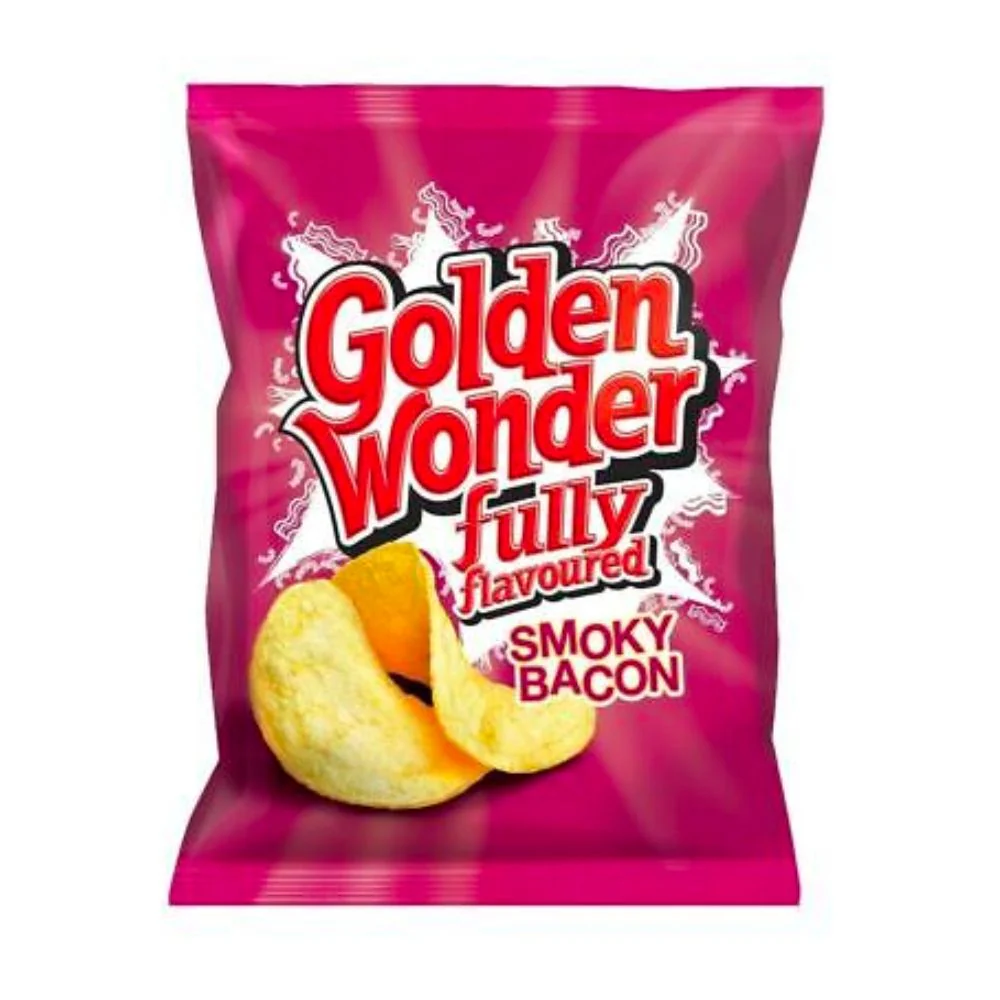 Golden Wonder Smoky bacon, patatine al gusto di bacon affumicato da 32.5g