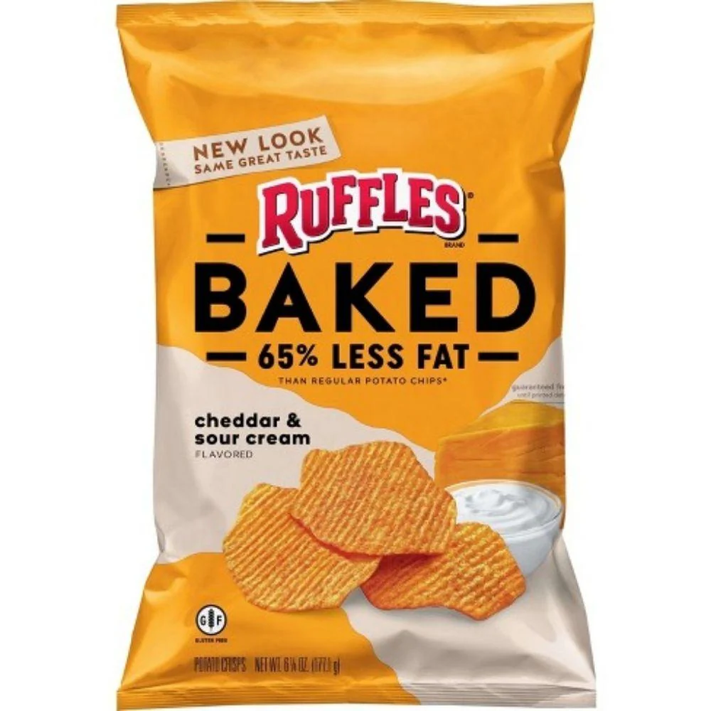 Ruffles Baked Cheddar&Sour Cream, patatine al formaggio e panna acida da 170g